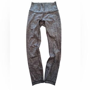 Lululemon Heathered Gray Athletic Leggings size 4 Wunder train